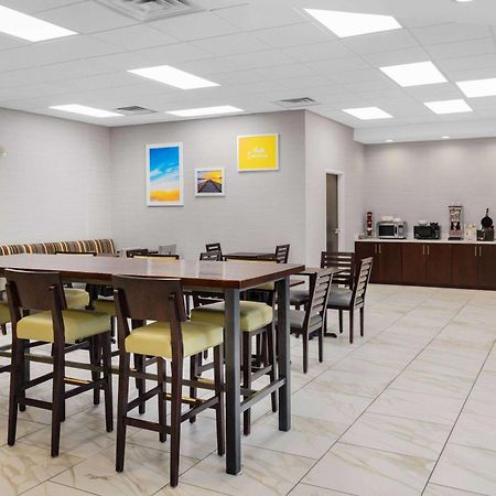 Days Inn And Suites By Wyndham Oxford Eksteriør bilde