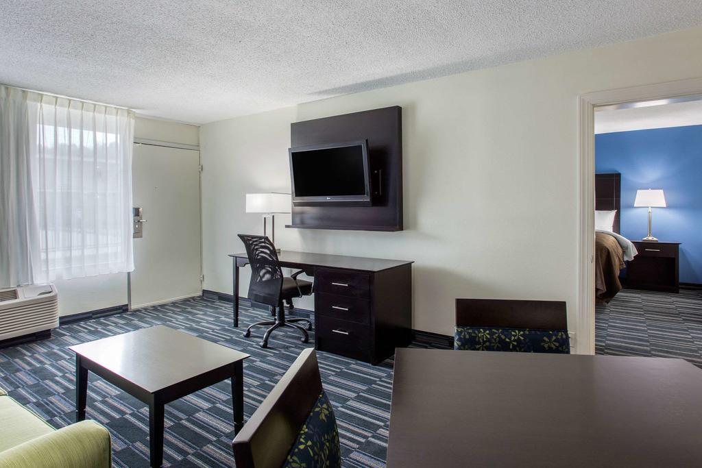 Days Inn And Suites By Wyndham Oxford Eksteriør bilde