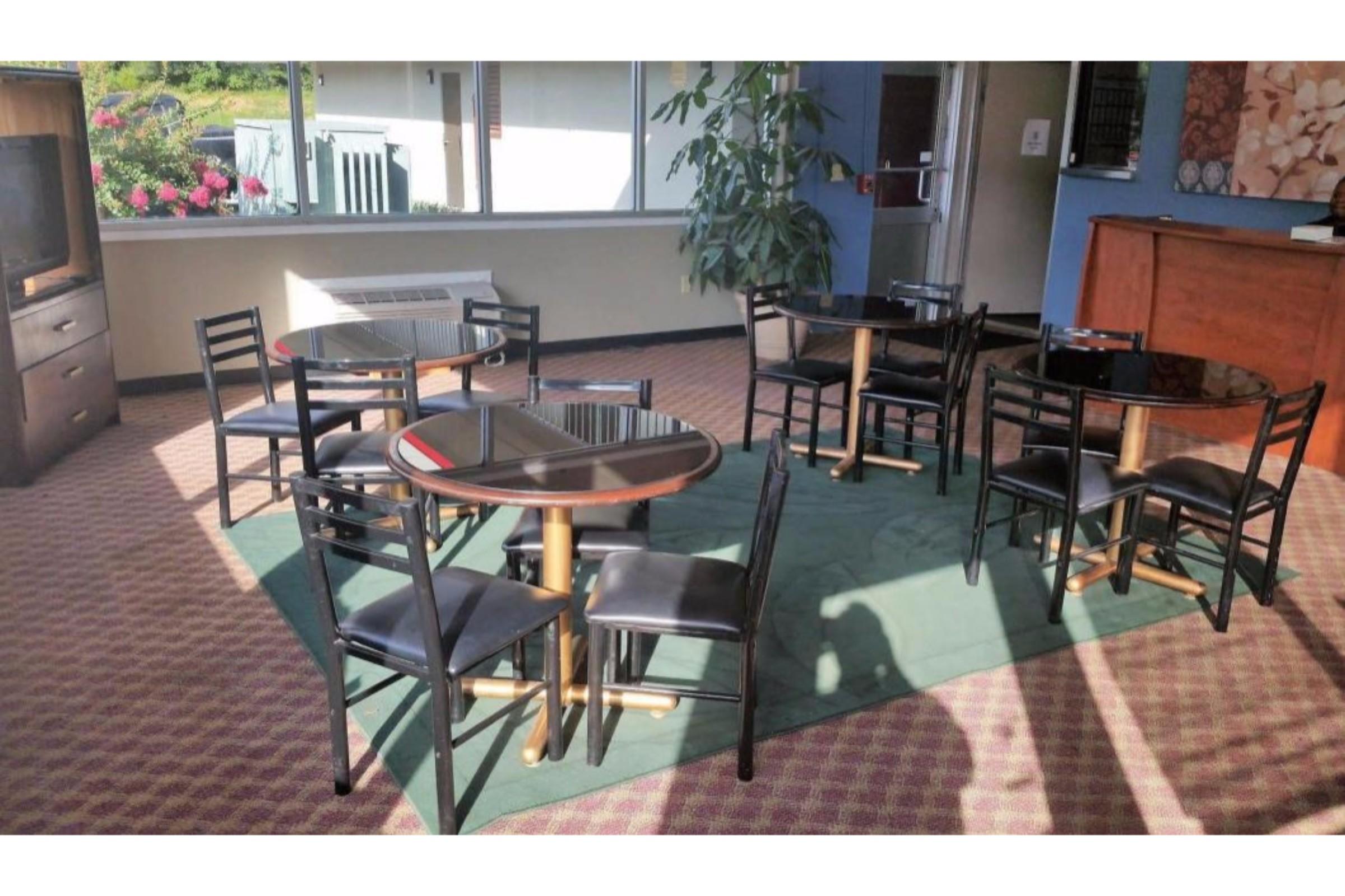Days Inn And Suites By Wyndham Oxford Eksteriør bilde