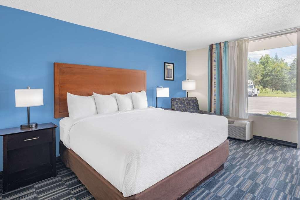 Days Inn And Suites By Wyndham Oxford Rom bilde