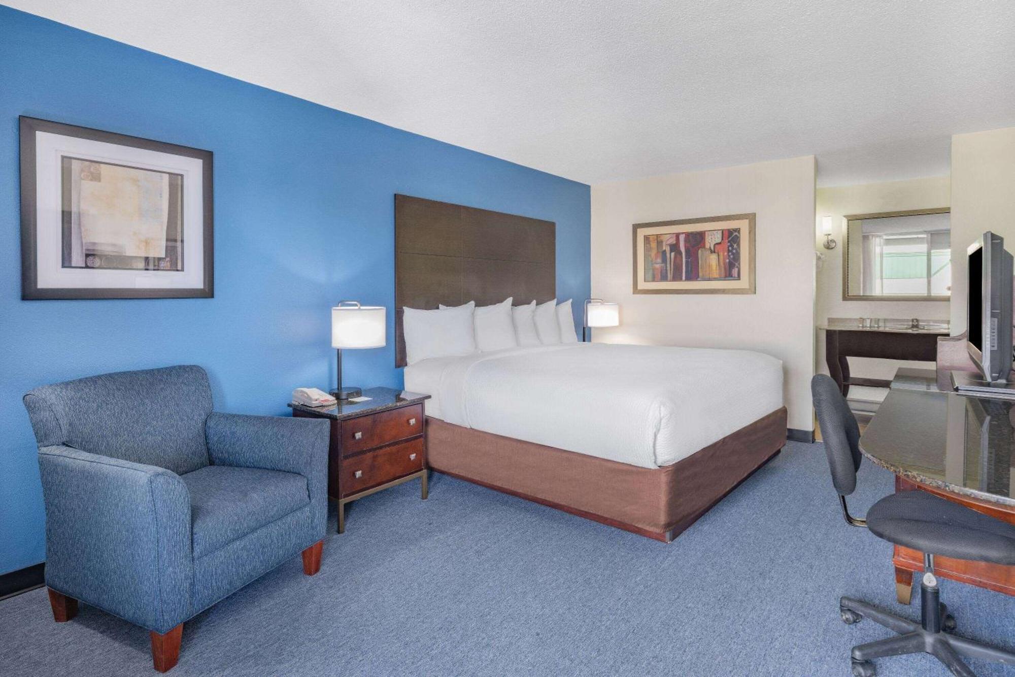 Days Inn And Suites By Wyndham Oxford Eksteriør bilde